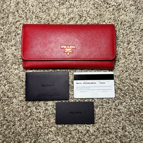 PRADA Red Leather Saffiano Wallet 1MH132 - Picture 3 of 16